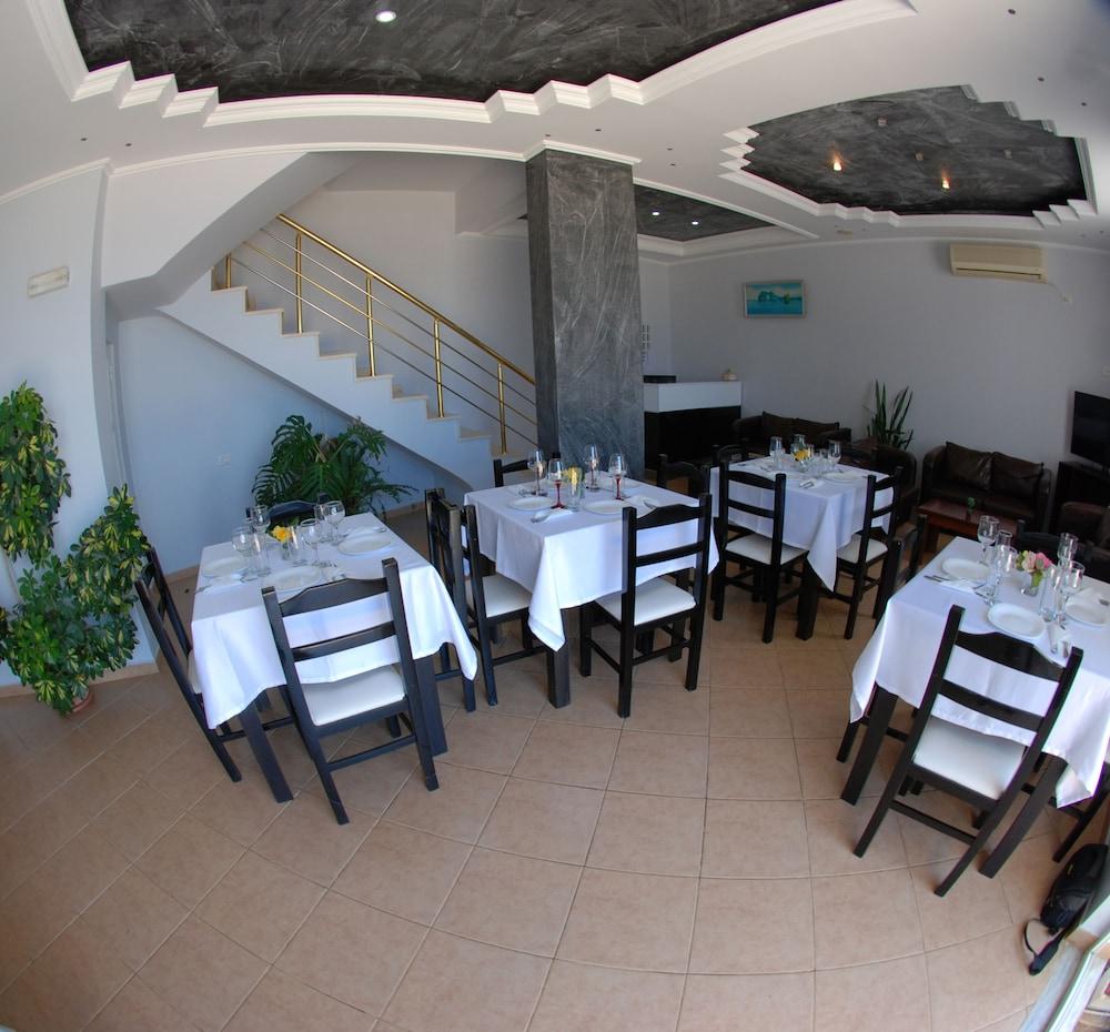 Villa Doka Sarandë 외부 사진