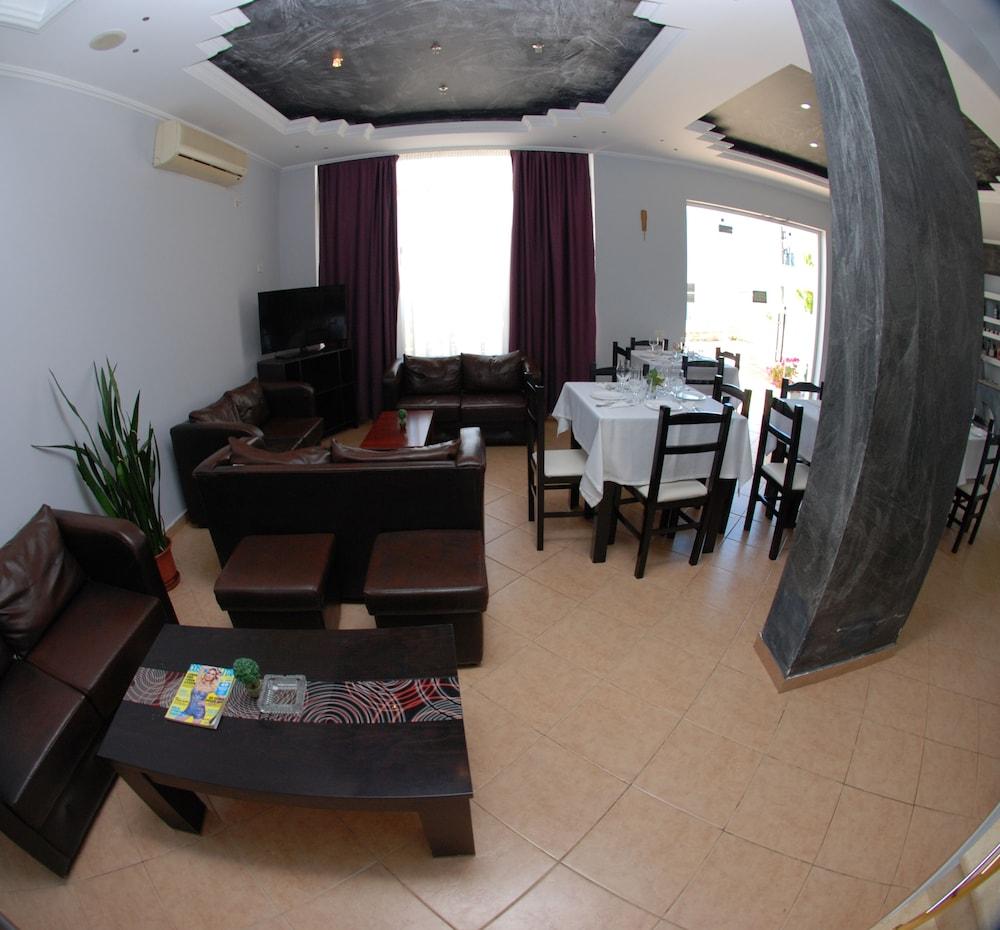 Villa Doka Sarandë 외부 사진